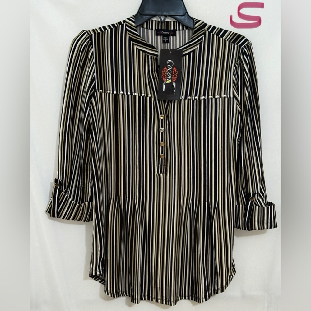 Cocomo Black and White Cuffed Sleeve Blouse